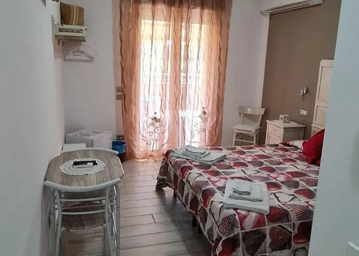 Quarantotto Bed and Breakfast Raffa