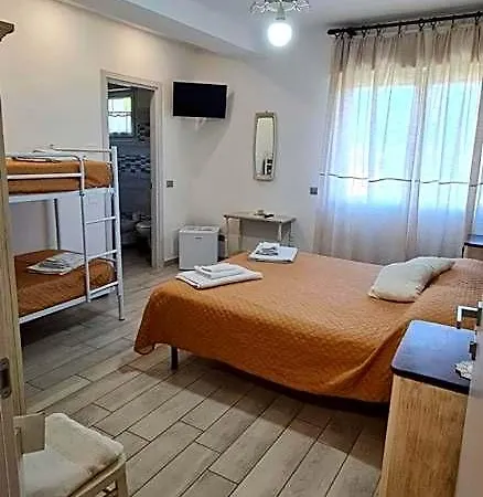 Quarantotto Bed & Breakfast Raffa