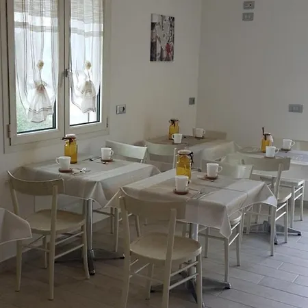 Nocleg ze śniadaniem Quarantotto 3*