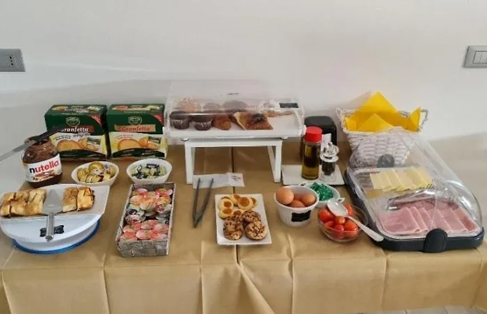 Quarantotto Oda ve Kahvaltı Raffa